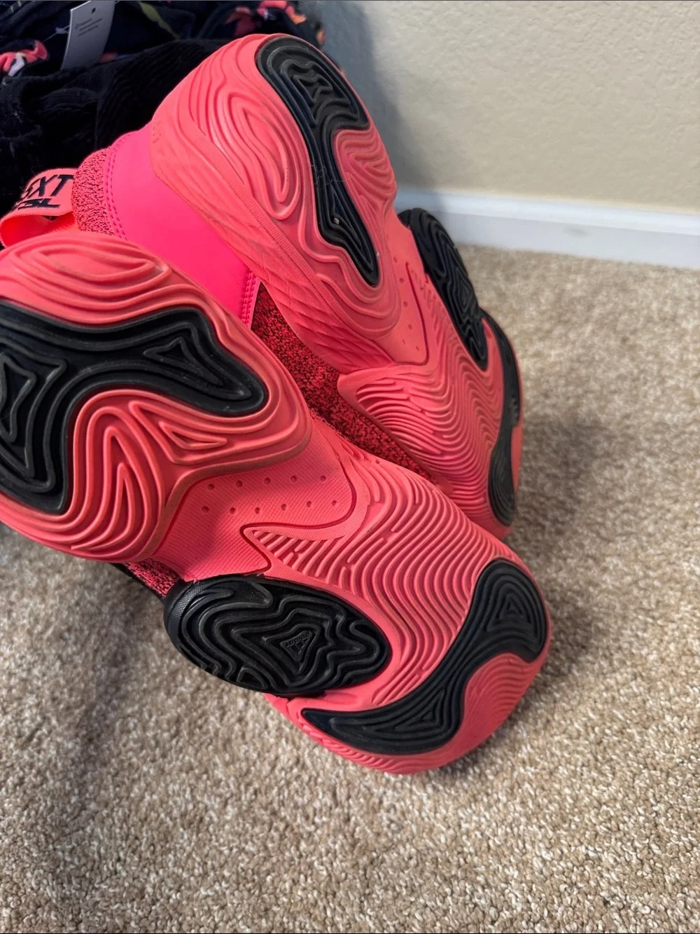 Adidas N3XT L3V3L 2020 FW9246 sneakers Coral/Pink Slip-ON sock style SZ 10.5